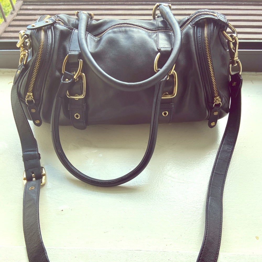 Authentic leather Cole Hann Shoulder&Satchel bag.